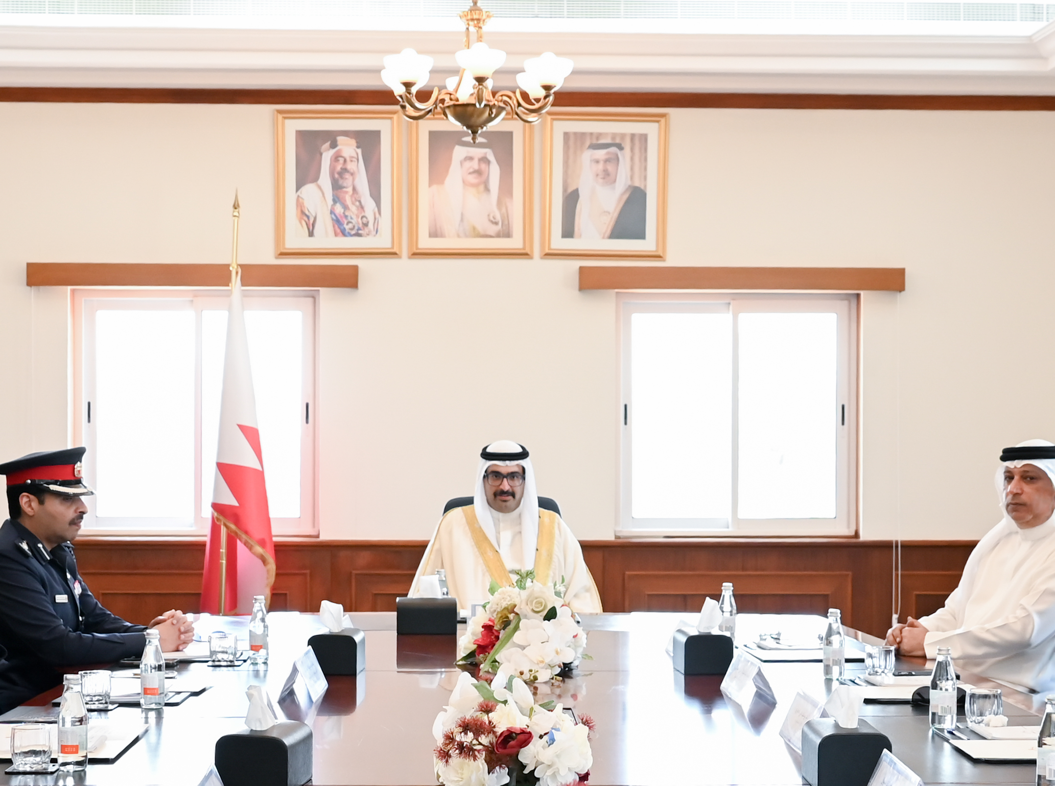 سمو محافظ الجنوبية يترأس اجتماع اللجنة الأمنية بالمحافظة ويشيد بجهود اللجنة في تلبية احتياجات الأهالي وتعزيز الشراكة المجتمعية<